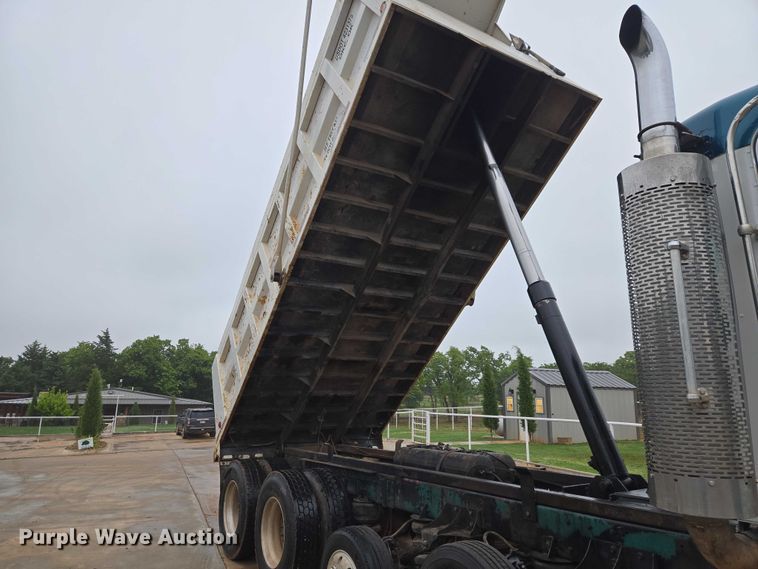 image for item ET5057 2025 Kenworth W9 Series dump truck