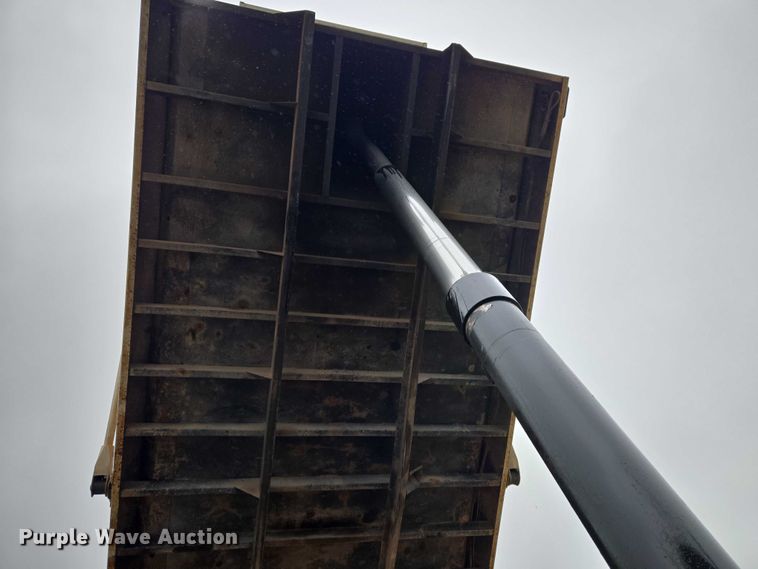 image for item ET5057 2025 Kenworth W9 Series dump truck