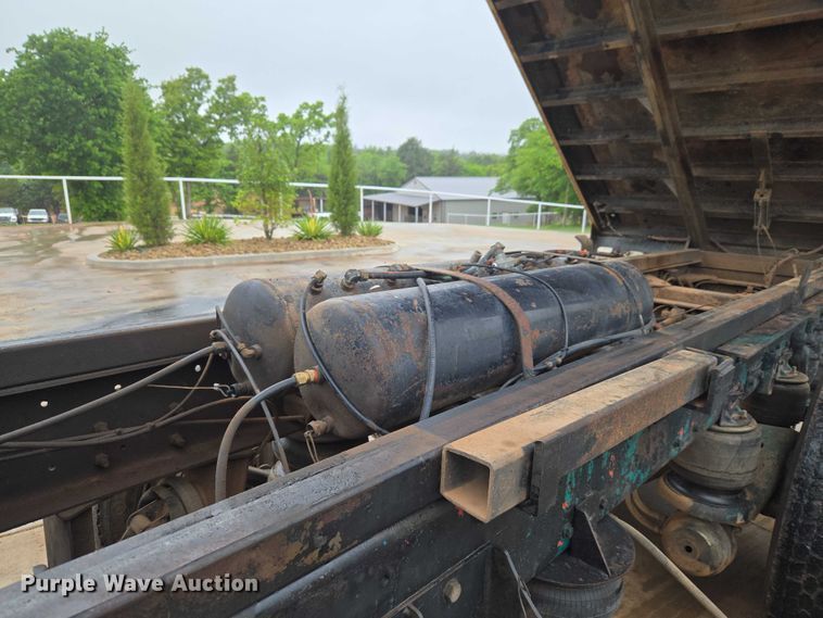 image for item ET5057 2025 Kenworth W9 Series dump truck