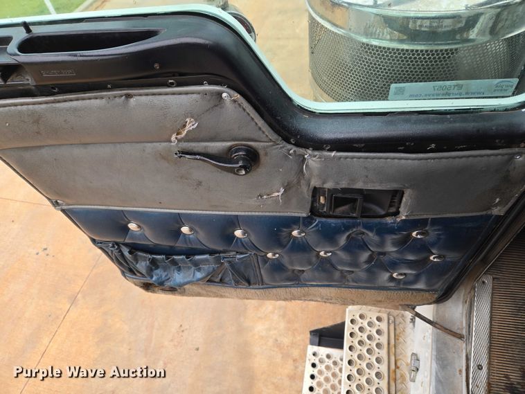 image for item ET5057 2025 Kenworth W9 Series dump truck