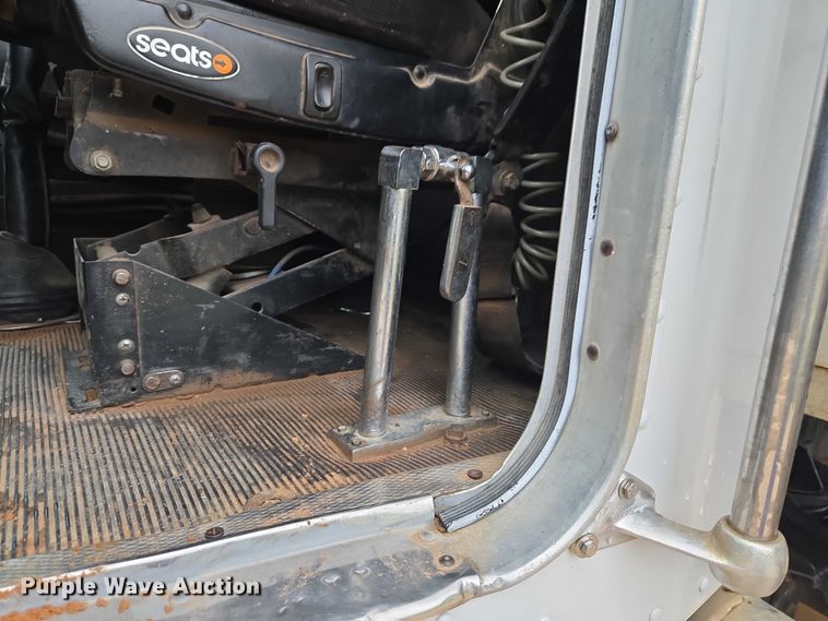 image for item ET5057 2025 Kenworth W9 Series dump truck