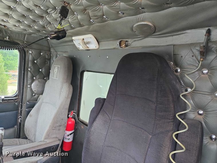 image for item ET5057 2025 Kenworth W9 Series dump truck