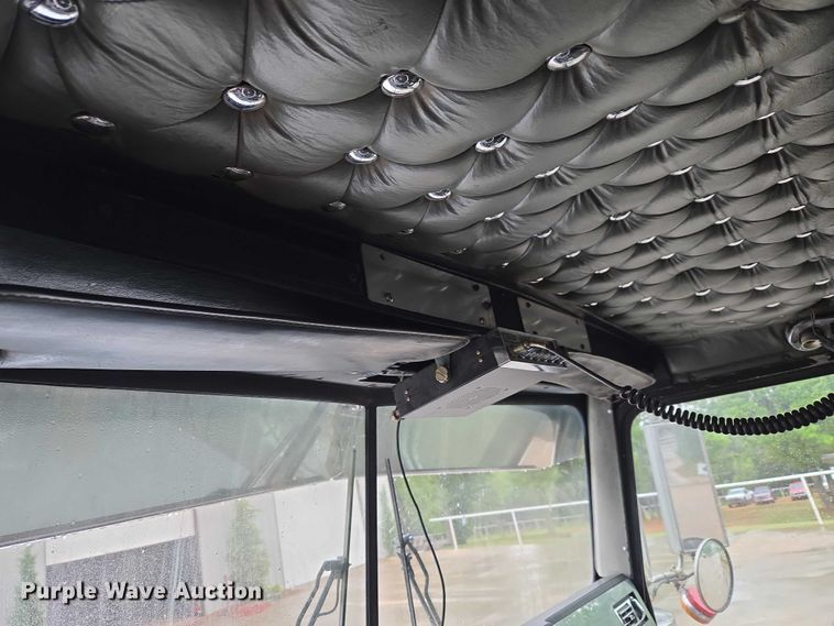 image for item ET5057 2025 Kenworth W9 Series dump truck