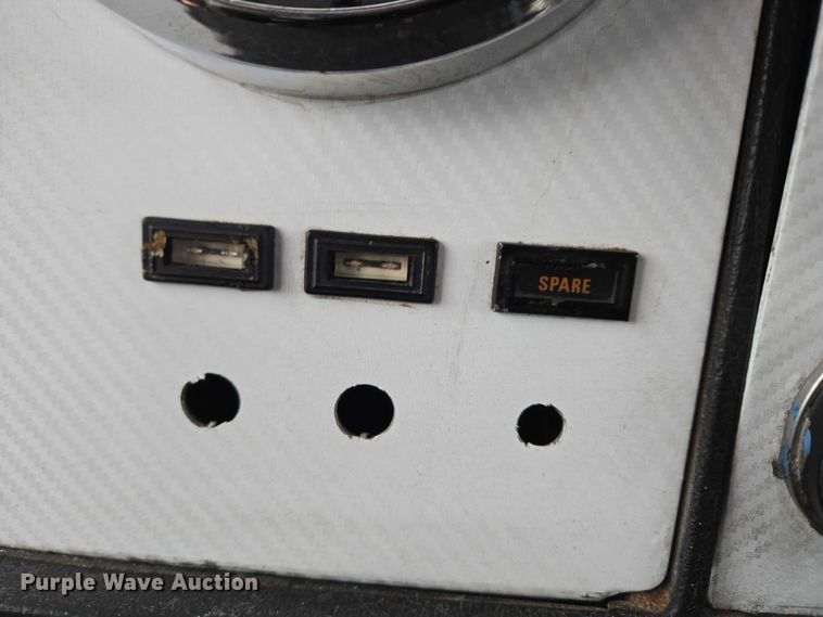 image for item ET5057 2025 Kenworth W9 Series dump truck