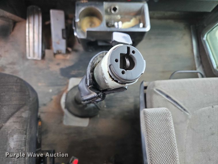 image for item ET5057 2025 Kenworth W9 Series dump truck