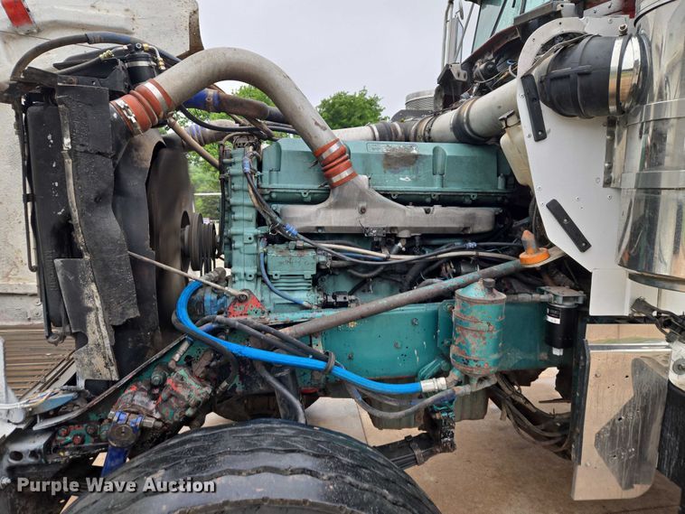 image for item ET5057 2025 Kenworth W9 Series dump truck