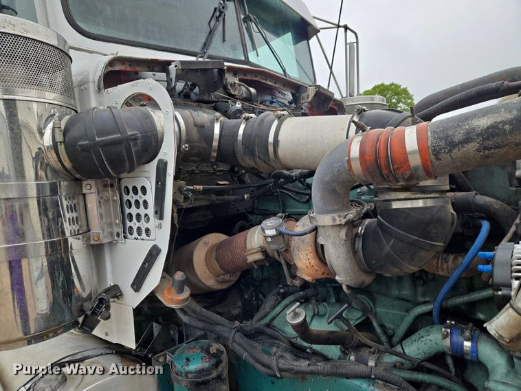 image for item ET5057 2025 Kenworth W9 Series dump truck