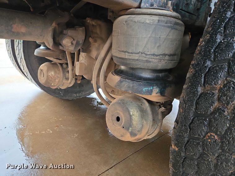 image for item ET5057 2025 Kenworth W9 Series dump truck