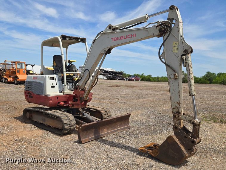 image for item ET5063 2008 Takeuchi TB235 mini excavator