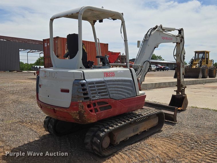 image for item ET5063 2008 Takeuchi TB235 mini excavator