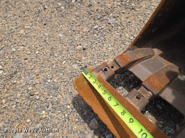 image for item ET5063 2008 Takeuchi TB235 mini excavator