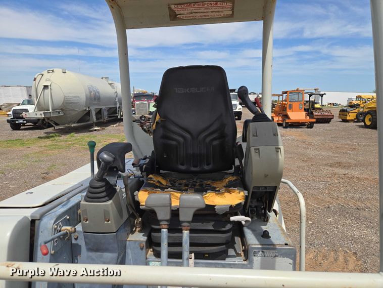 image for item ET5063 2008 Takeuchi TB235 mini excavator