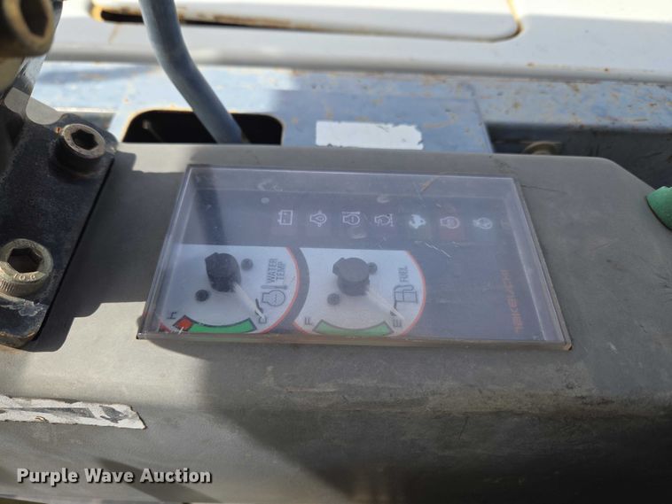 image for item ET5063 2008 Takeuchi TB235 mini excavator