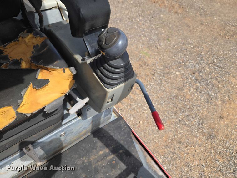 image for item ET5063 2008 Takeuchi TB235 mini excavator