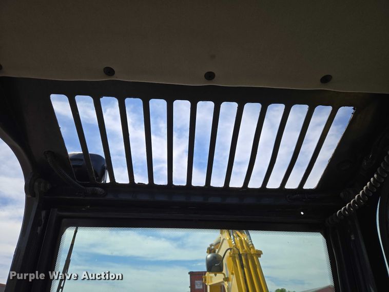 image for item ET5067 2020 Komatsu PC56-7 mini excavator