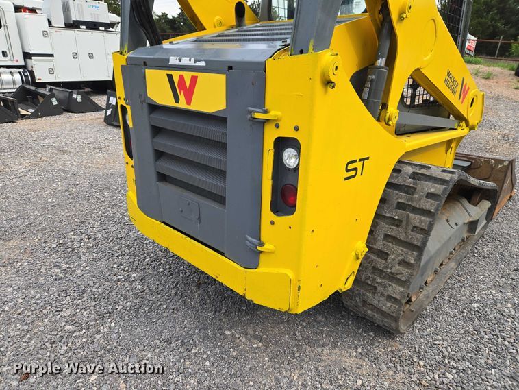 image for item ET5074 2023 Wacker Neuson ST31 tracked skid steer loader