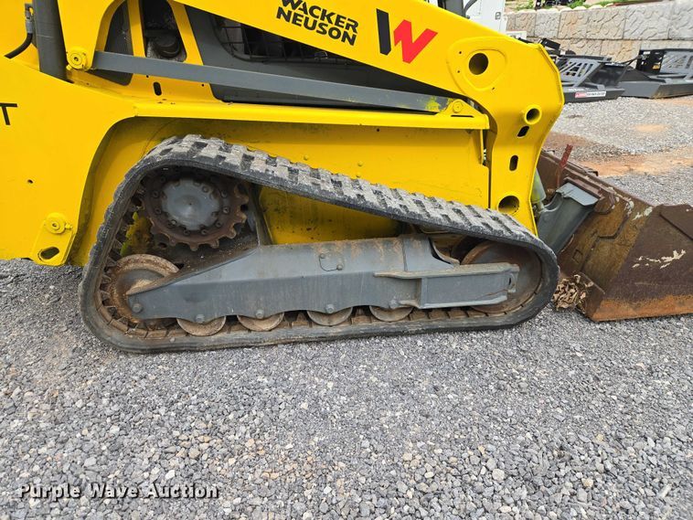 image for item ET5074 2023 Wacker Neuson ST31 tracked skid steer loader