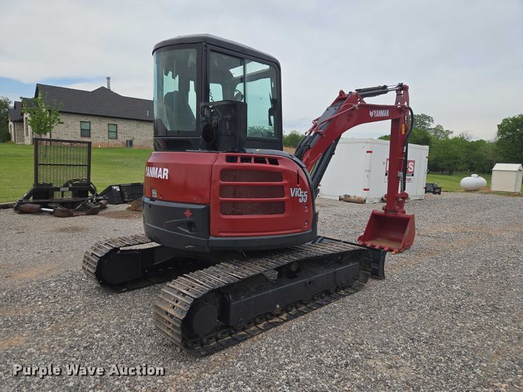 image for item ET5075 2017 Yanmar VIO55 mini excavator
