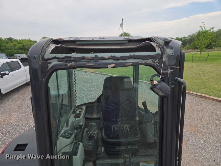 image for item ET5075 2017 Yanmar VIO55 mini excavator