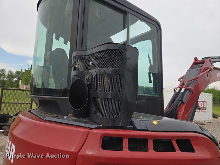 image for item ET5075 2017 Yanmar VIO55 mini excavator