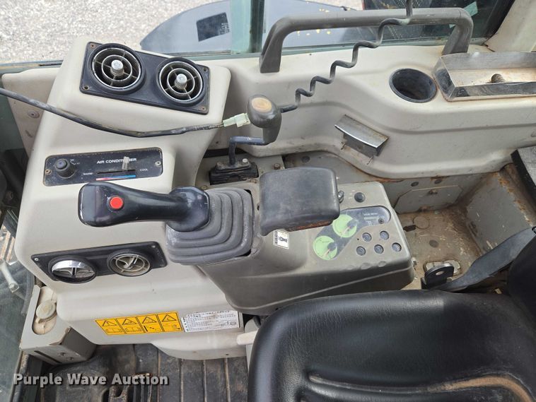 image for item ET5075 2017 Yanmar VIO55 mini excavator