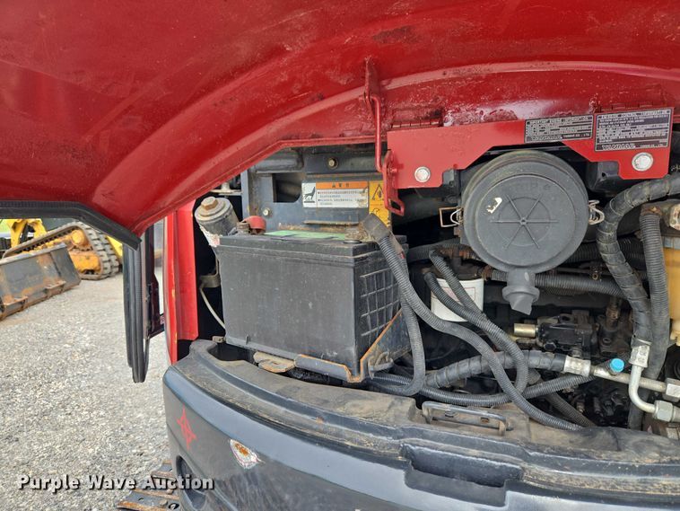 image for item ET5075 2017 Yanmar VIO55 mini excavator