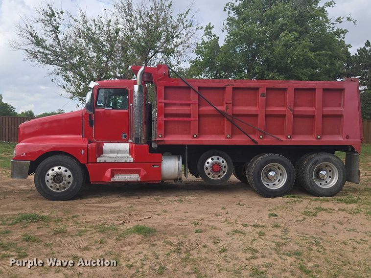 image for item ET5100 1994 Kenworth T600 dump truck