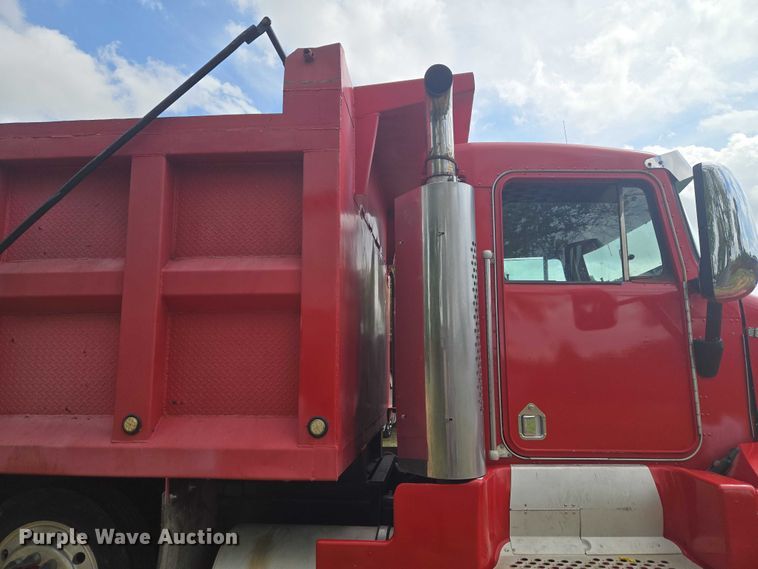 image for item ET5100 1994 Kenworth T600 dump truck