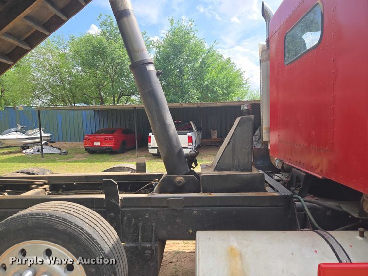 image for item ET5100 1994 Kenworth T600 dump truck