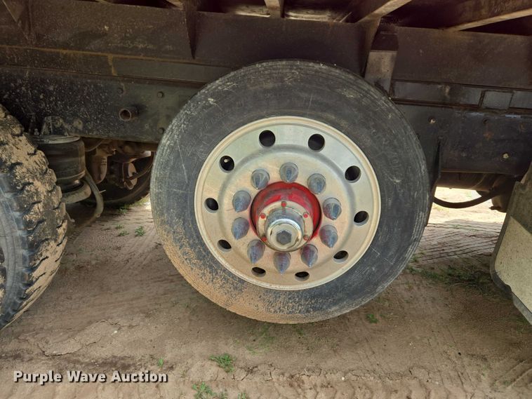 image for item ET5100 1994 Kenworth T600 dump truck