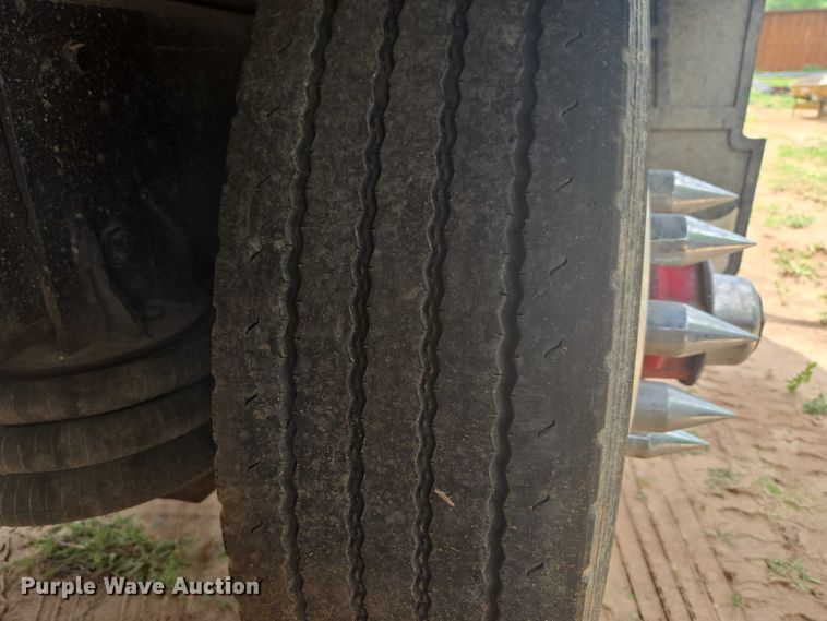 image for item ET5100 1994 Kenworth T600 dump truck