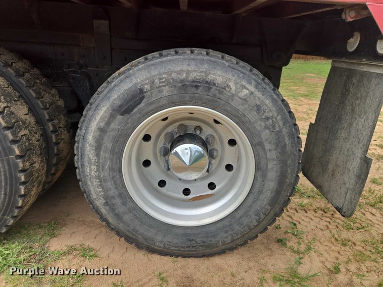 image for item ET5100 1994 Kenworth T600 dump truck