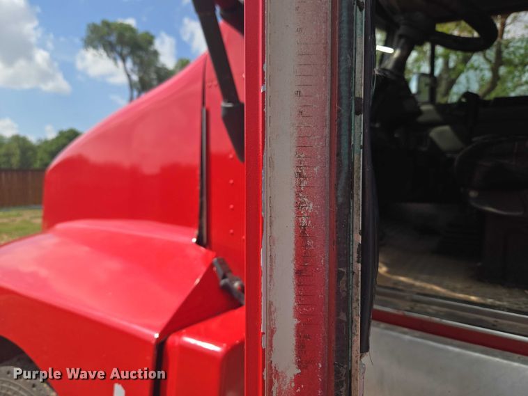 image for item ET5100 1994 Kenworth T600 dump truck