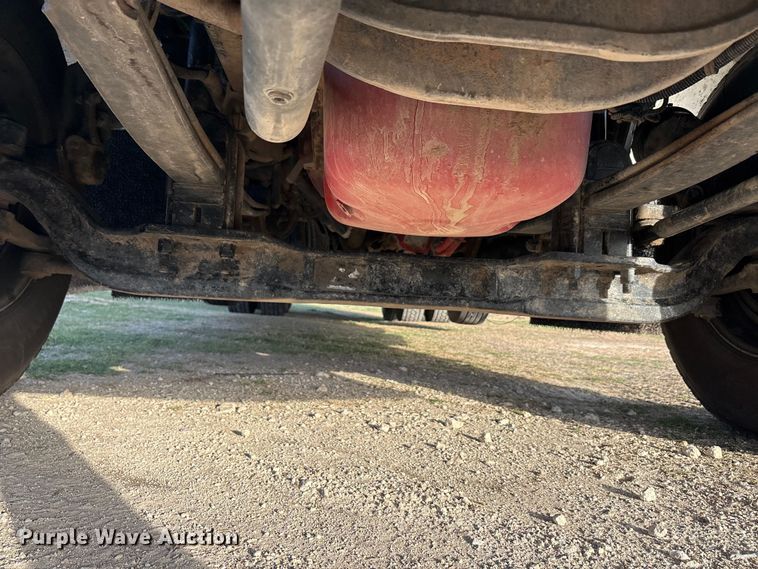 image for item EU0476 2012 Kenworth T800 dump truck