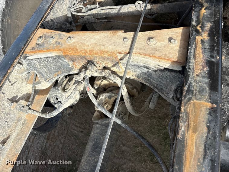 image for item EU0476 2012 Kenworth T800 dump truck