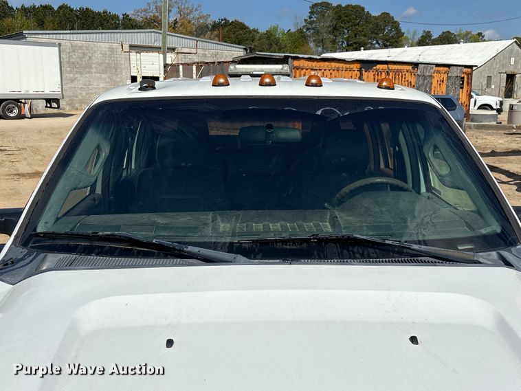 image for item EU0505 2013 Ford F350 Super Duty XL Crew Cab utility bed pickup truck