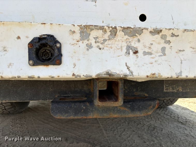 image for item EU0505 2013 Ford F350 Super Duty XL Crew Cab utility bed pickup truck