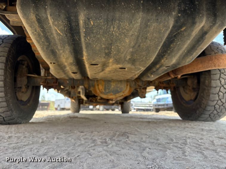 image for item EU0505 2013 Ford F350 Super Duty XL Crew Cab utility bed pickup truck