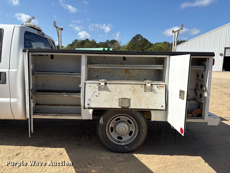 image for item EU0505 2013 Ford F350 Super Duty XL Crew Cab utility bed pickup truck