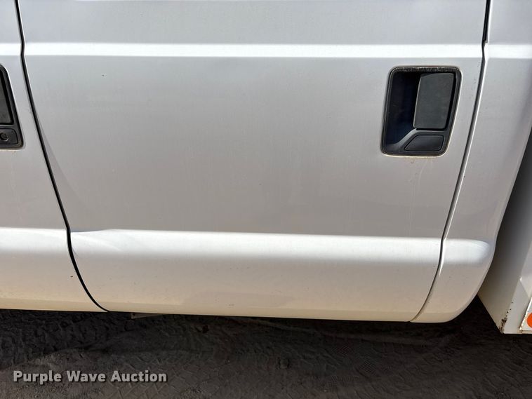 image for item EU0505 2013 Ford F350 Super Duty XL Crew Cab utility bed pickup truck