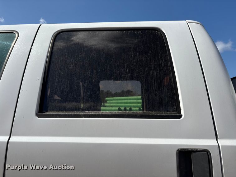 image for item EU0505 2013 Ford F350 Super Duty XL Crew Cab utility bed pickup truck