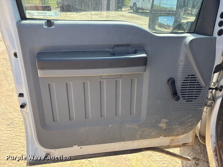 image for item EU0505 2013 Ford F350 Super Duty XL Crew Cab utility bed pickup truck