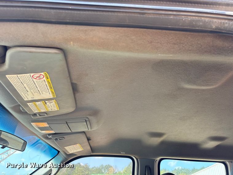 image for item EU0505 2013 Ford F350 Super Duty XL Crew Cab utility bed pickup truck