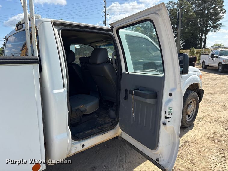 image for item EU0505 2013 Ford F350 Super Duty XL Crew Cab utility bed pickup truck