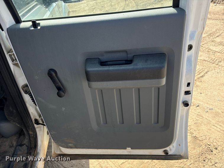 image for item EU0505 2013 Ford F350 Super Duty XL Crew Cab utility bed pickup truck