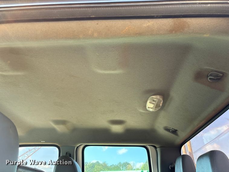 image for item EU0505 2013 Ford F350 Super Duty XL Crew Cab utility bed pickup truck