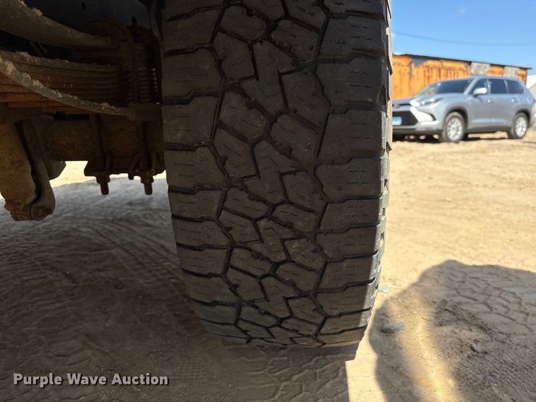 image for item EU0505 2013 Ford F350 Super Duty XL Crew Cab utility bed pickup truck