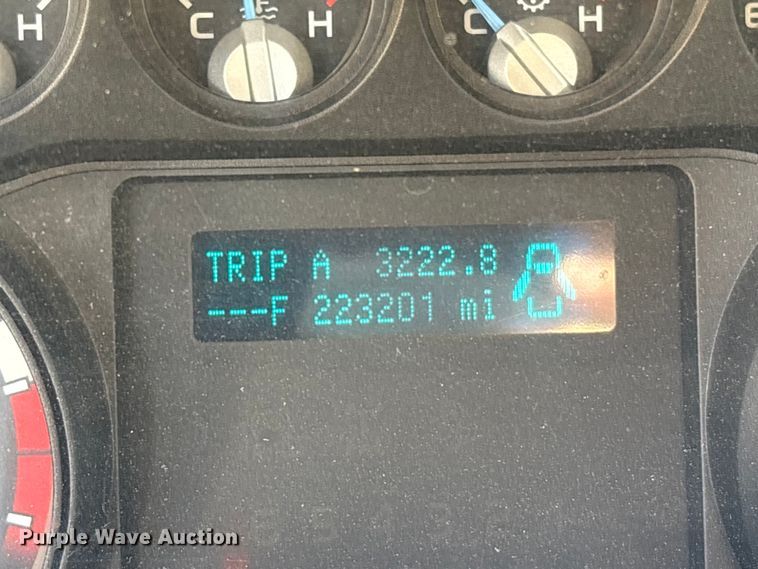 image for item EU0505 2013 Ford F350 Super Duty XL Crew Cab utility bed pickup truck