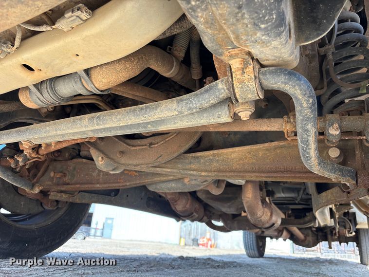 image for item EU0507 2016 Ford F350 Super Duty XL Crew Cab utility bed pickup truck