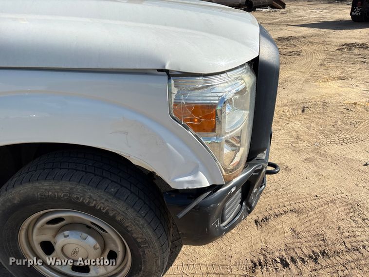 image for item EU0507 2016 Ford F350 Super Duty XL Crew Cab utility bed pickup truck